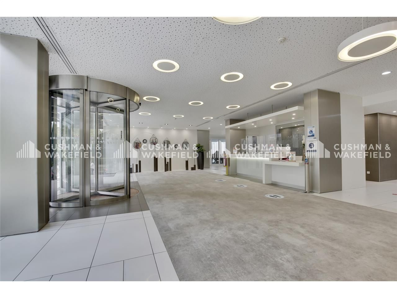 Bureaux à louer : Neuilly sur Seine - Cushman &