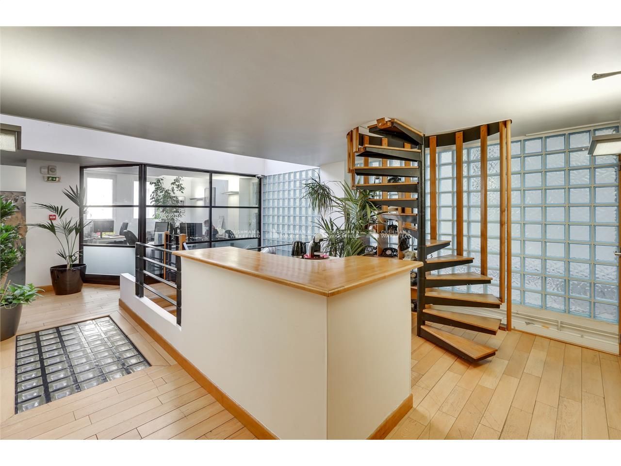 Bureaux atypiques à louer - Levallois-Perret :  C