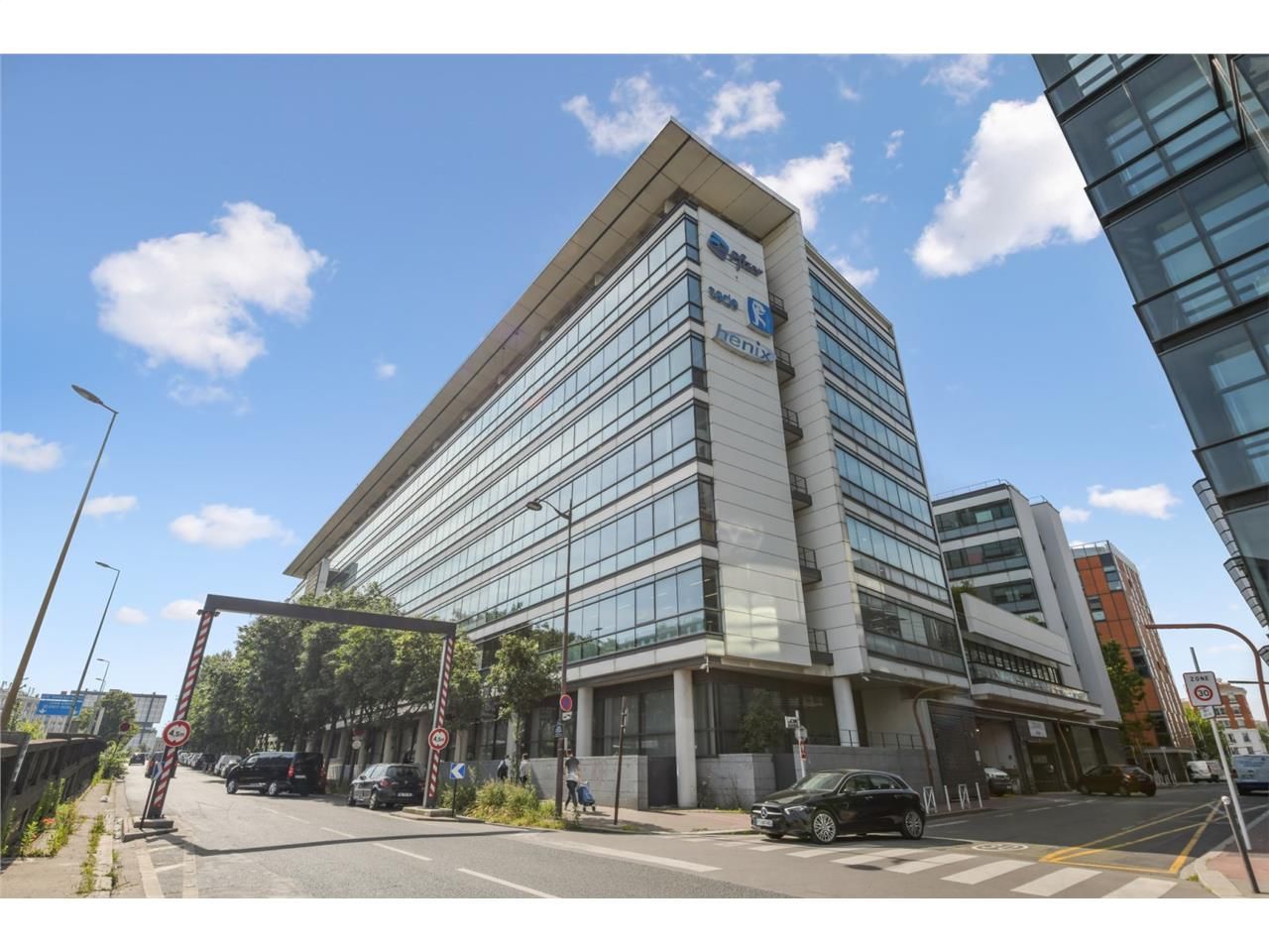 BUREAUX A LOUER PARIS 14ème arrondissement Montro