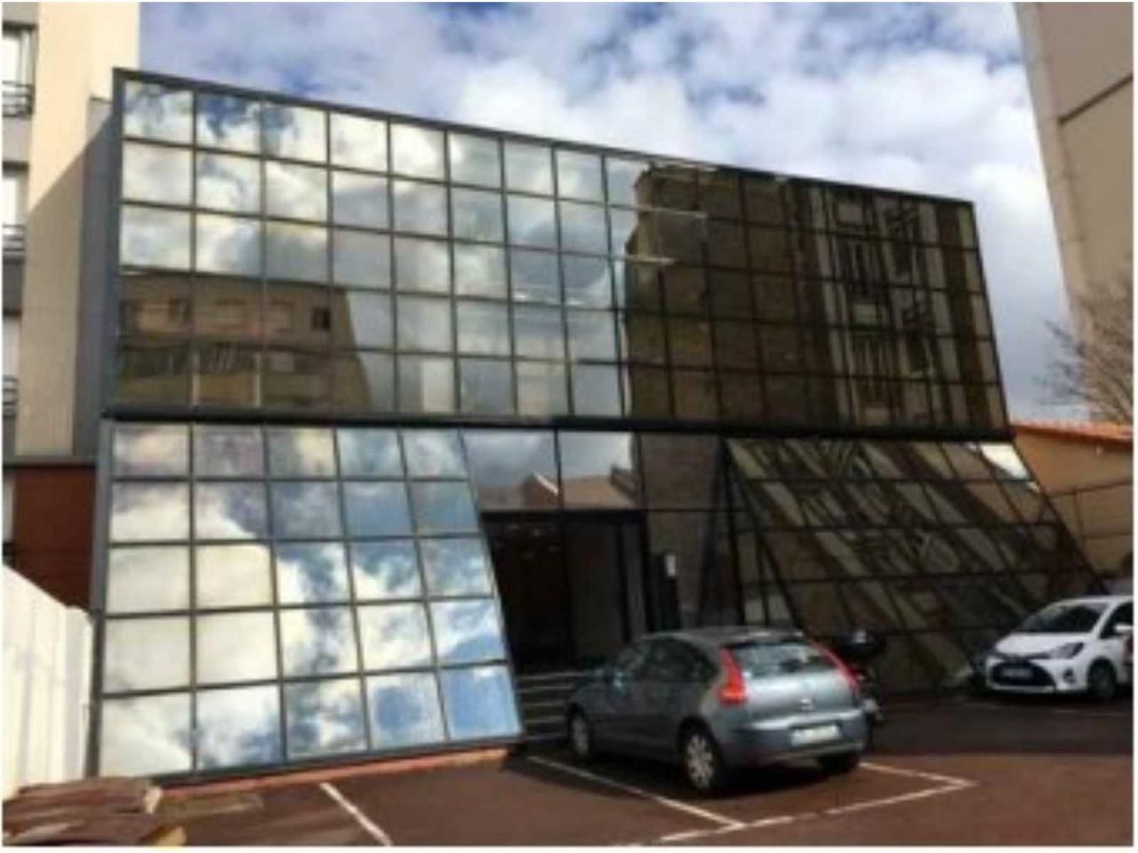 Bureaux à louer - Courbevoie  Cushman & Wakefield