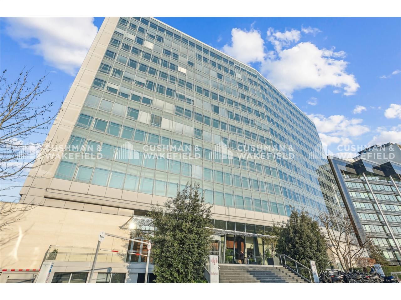 Installez votre entreprise dans un immeuble d'exc