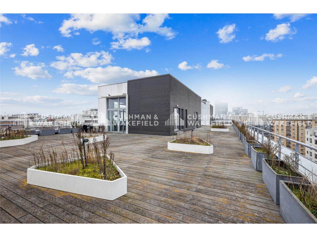 Surface de bureaux de 282,70 m² à louer au sein d