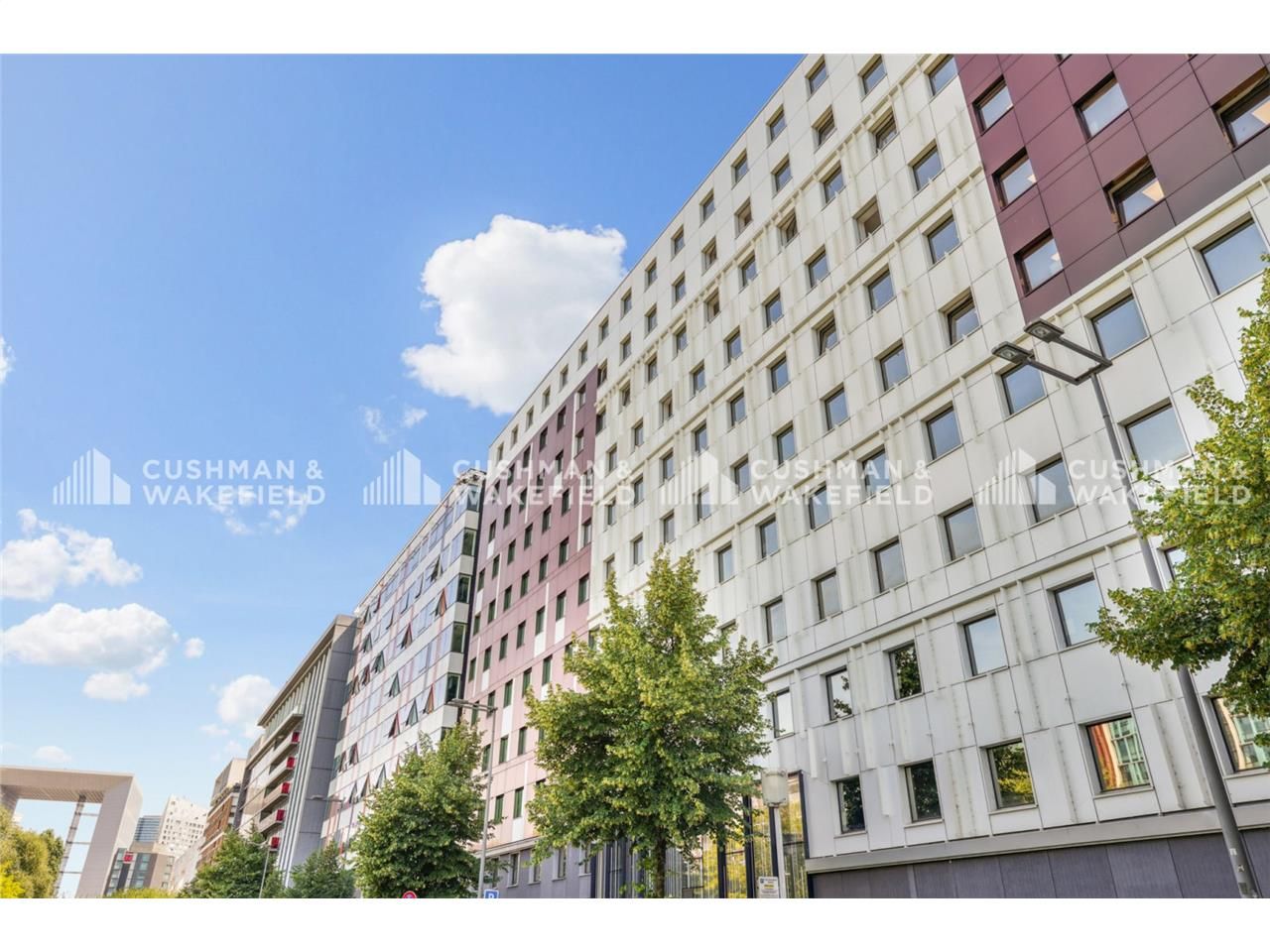Bureaux à louer à Nanterre-Préfecture, au pied du