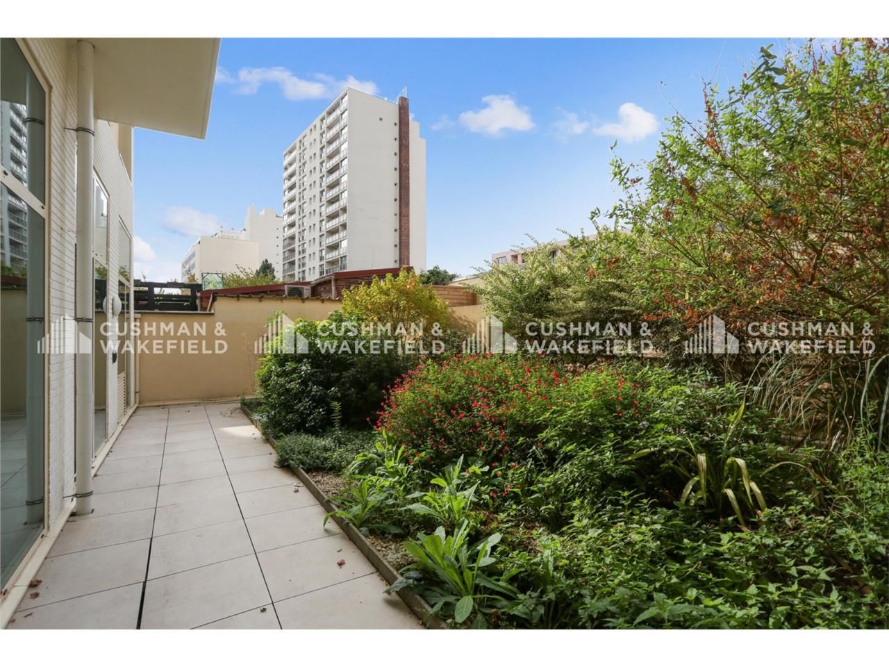 À vendre, 139 m² de bureaux situés au 4e étage d'