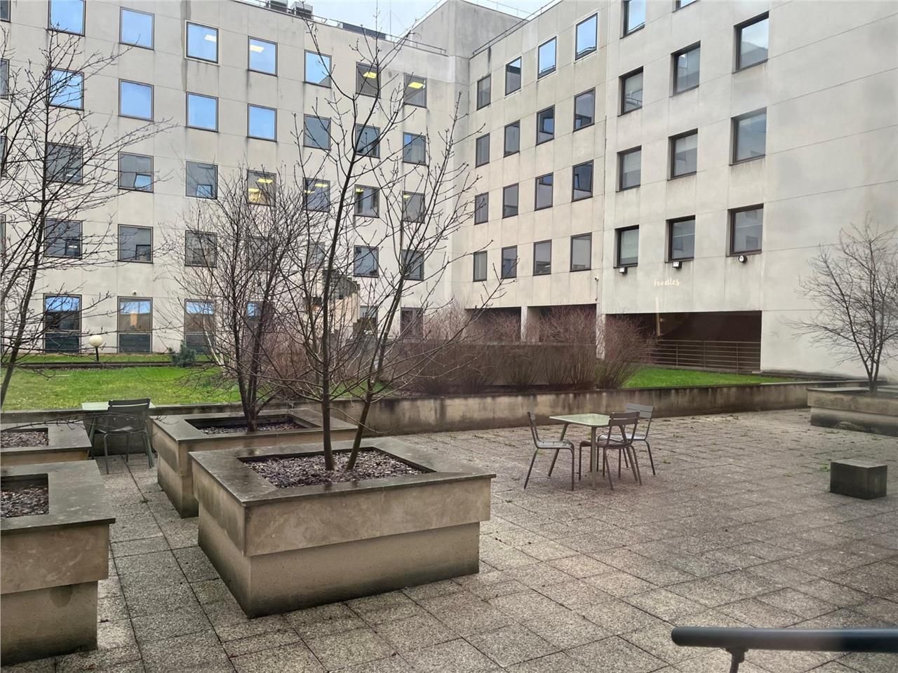 Cushman & Wakefield vous propose une surface de 5