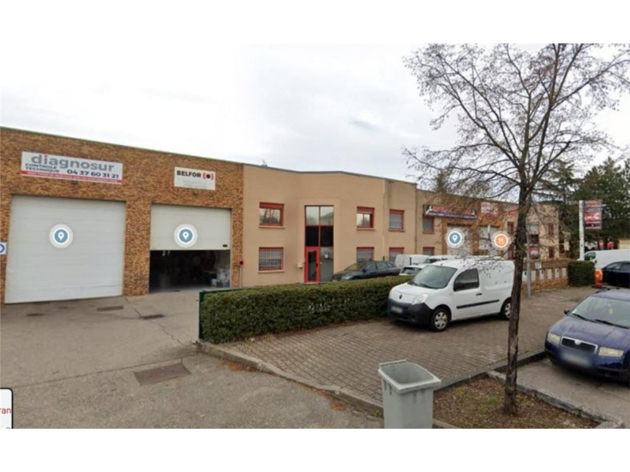 Locaux d'activité de 715 m² à louer sur la commun