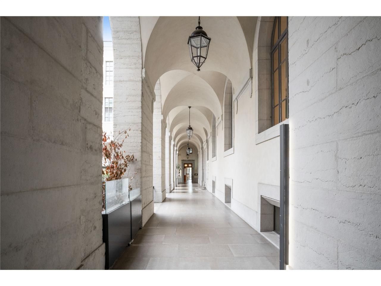 Cushman & Wakefield a le plaisir de vous proposer