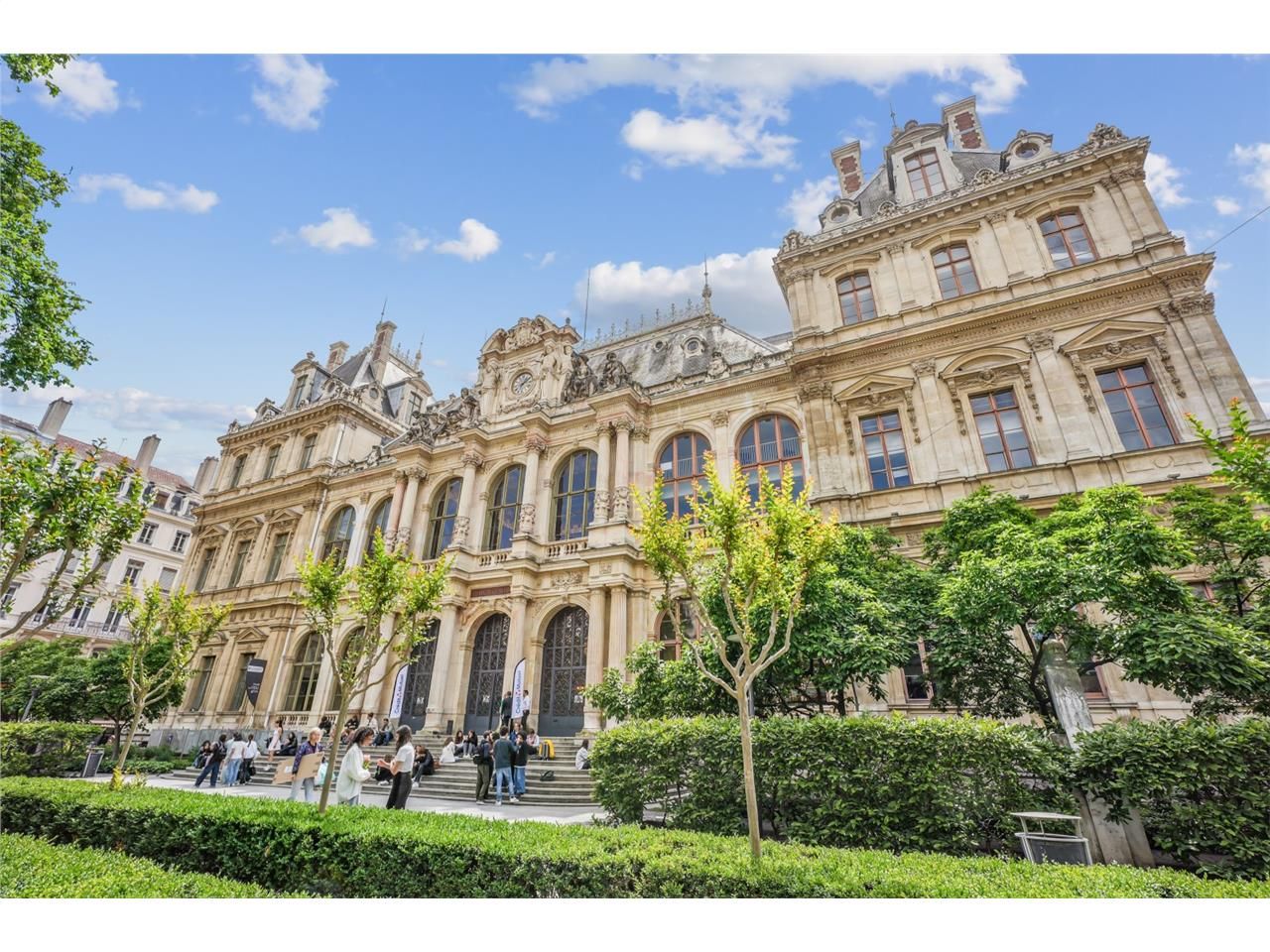 Cushman & Wakefield vous propose à la location de