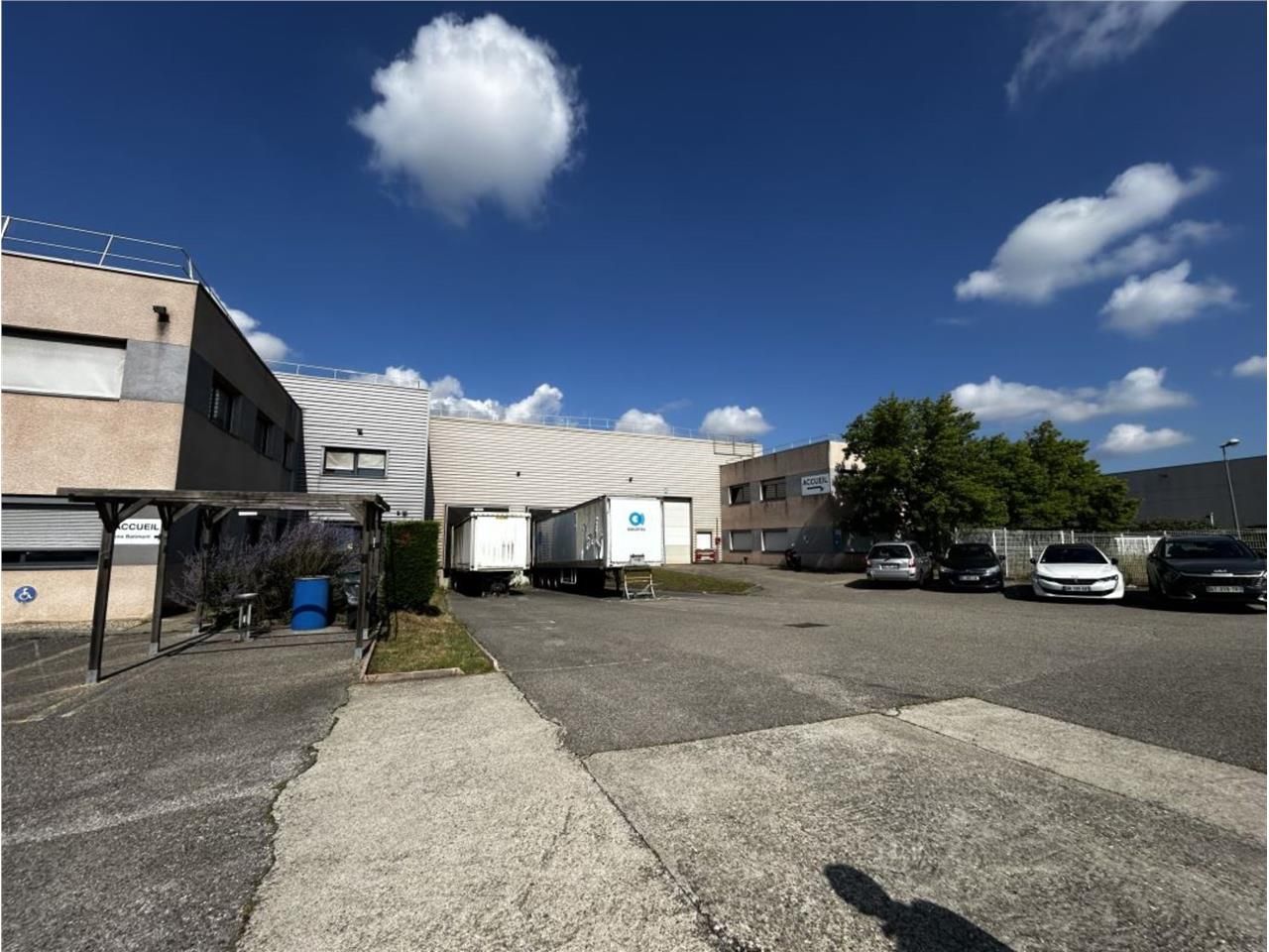 Bâtiment à louer à Corbas, ZI Lyon Sud Est  Décou