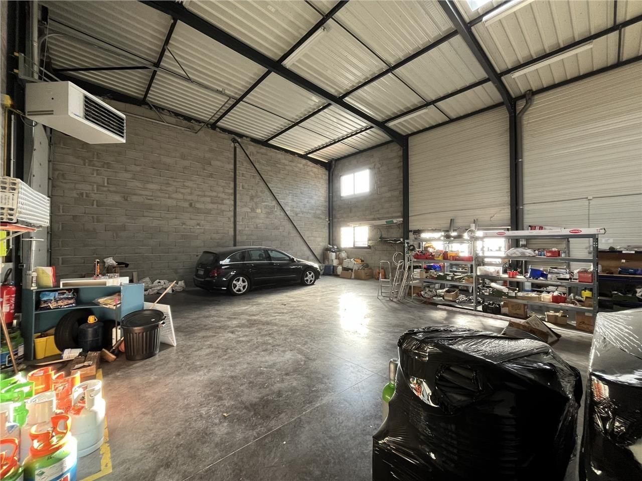 Découvrez ce local d'activités à la location idéa