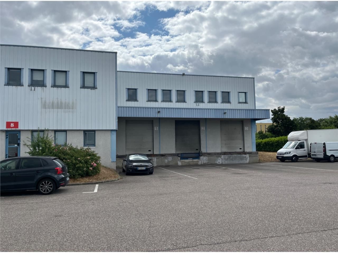 CUSHMAN & WAKEFIELD vous propose à la location de