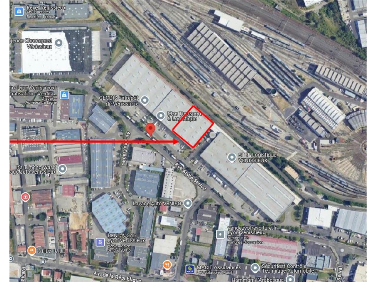 Local d'activités à la location - Entrepôt indust