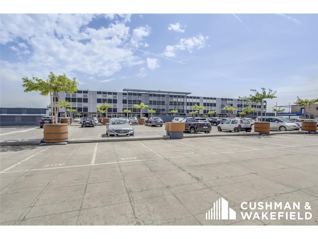 Bureaux à louer à dans l'immeuble GRAND BLEU à Ma