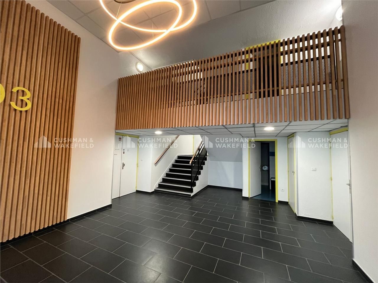 A LOUER - MILEWAY PARKS  Cushman & Wakefield vous