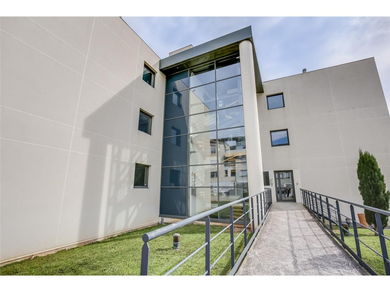 Bureaux à louer à Marseille (13016) - LE CONDORCE