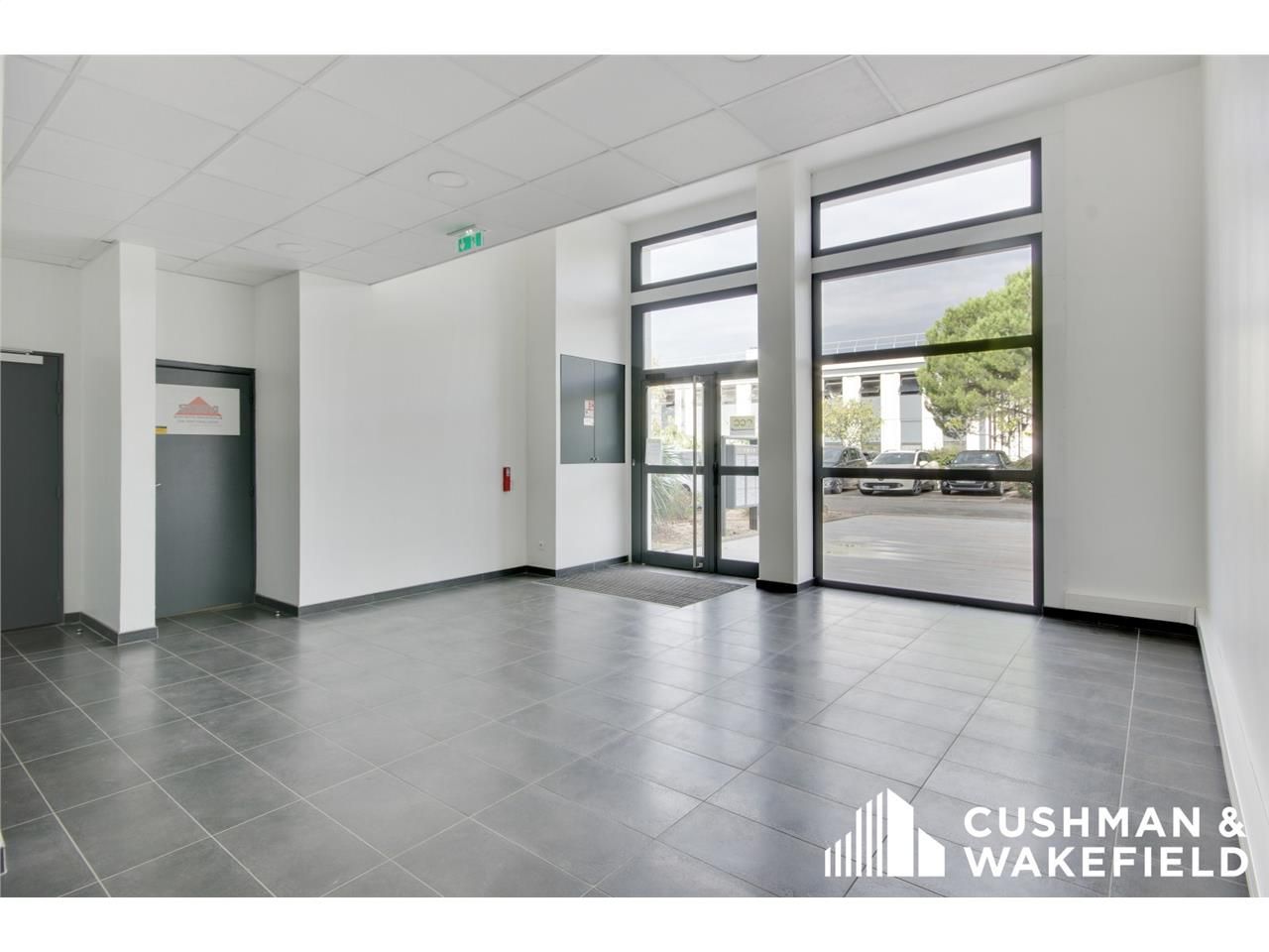 Situé au sein du parc tertiaire mixte Mileway Par