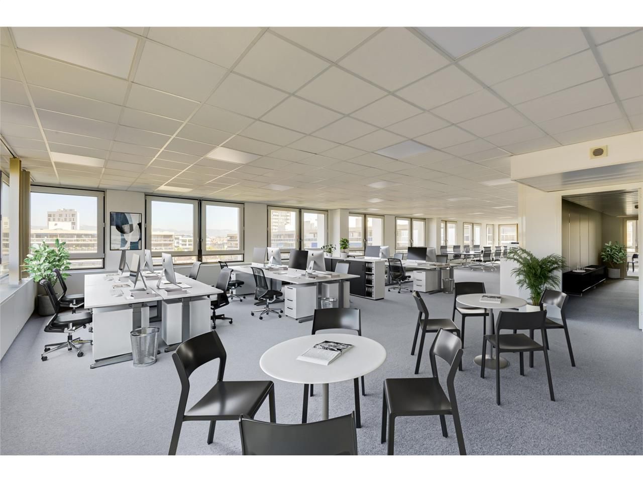 Bureaux à louer  - Tour Méditerranée  à Marseille