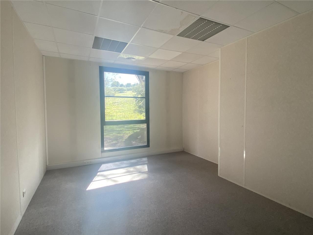 Bureaux à louer de 139 m² - Aix-en-Provence (13) 