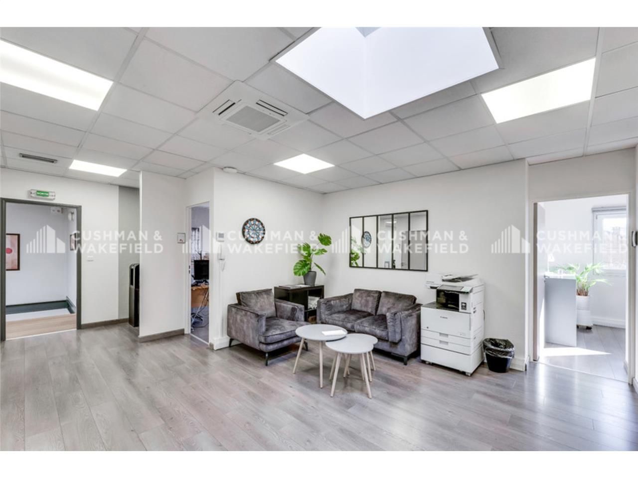 Rare - Immeuble indépendant  à vendre ou à louer 