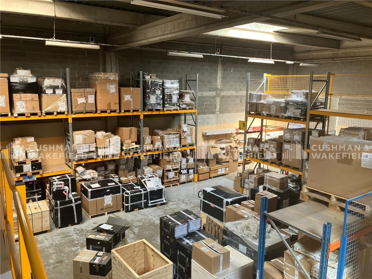 Local d'activités à louer - 13127 - ZI Couperigne