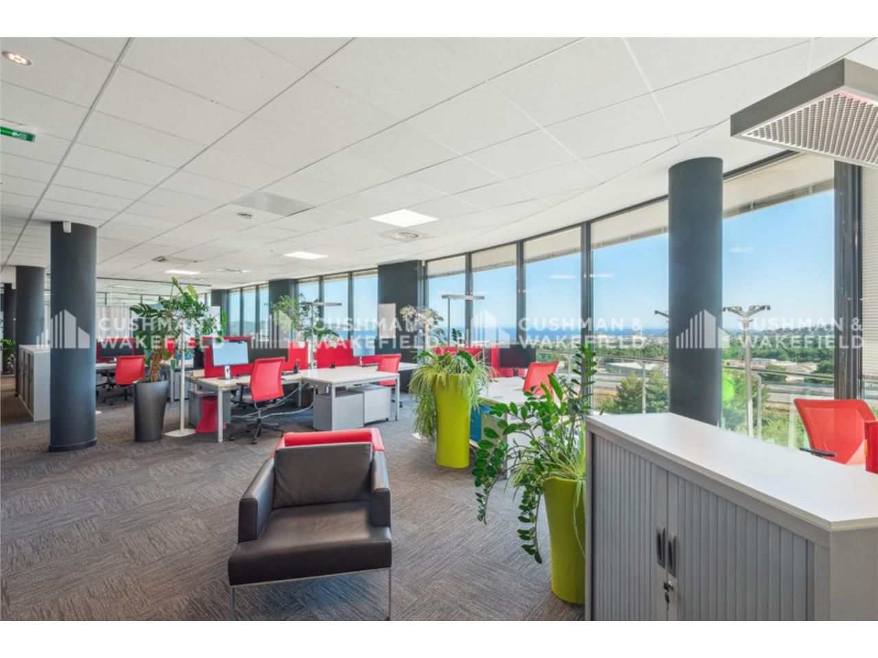 Bureaux à louer de 637  m² - Vallée de l'Huveaune