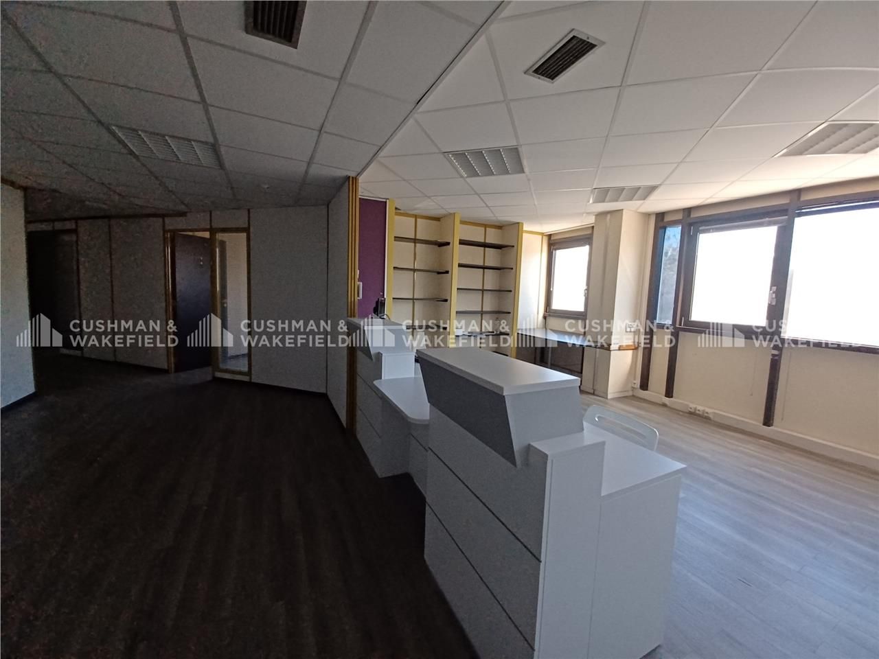 Bureaux proposés à la vente ou à la location dans