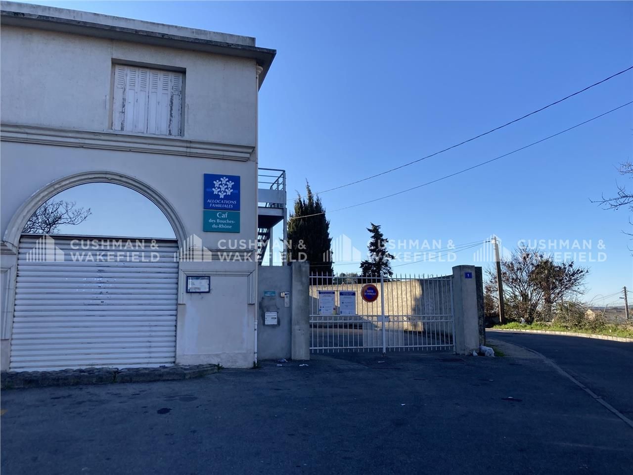 Bureaux à vendre à Marseille, secteur Les Olives,