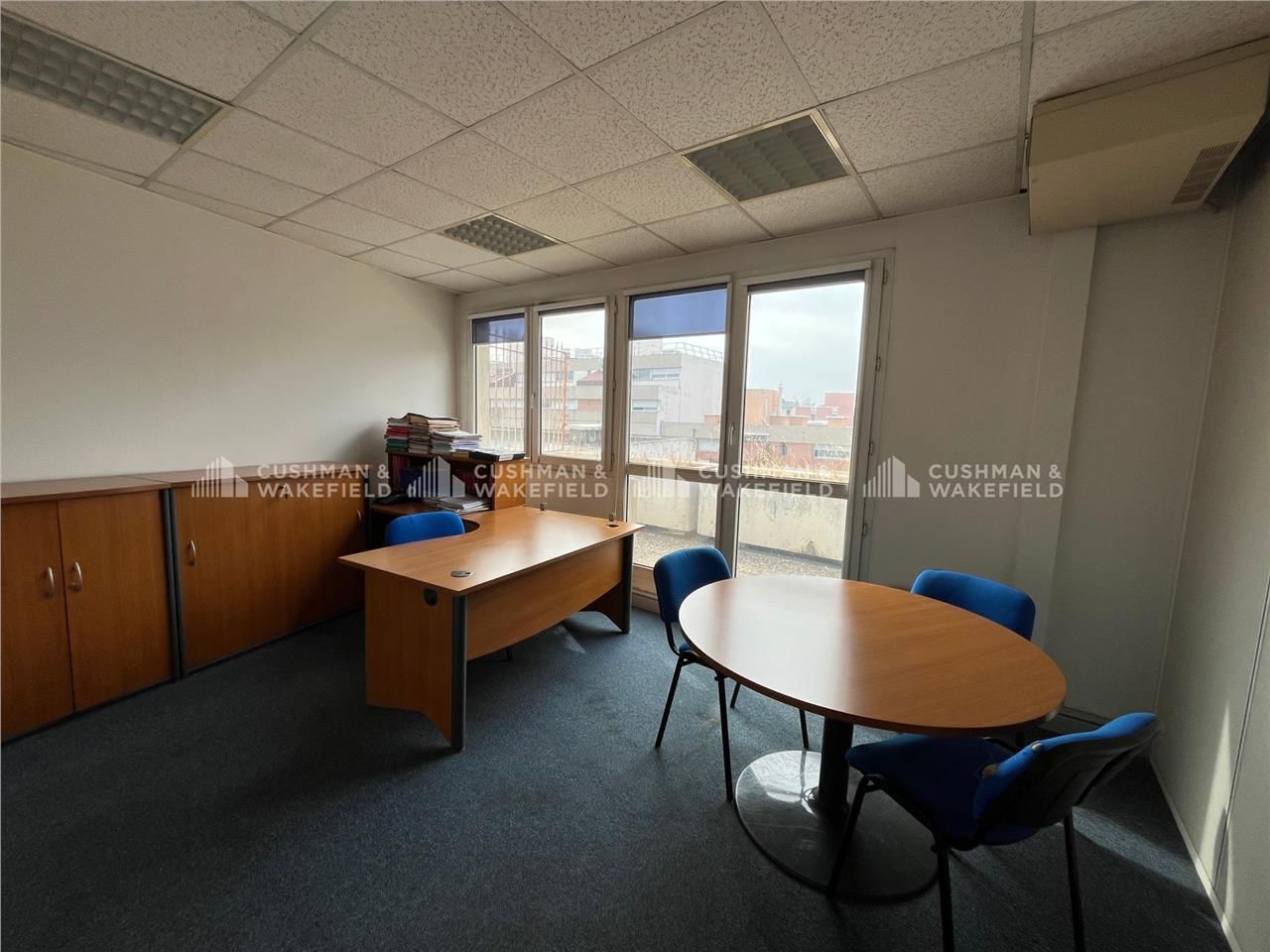 CUSHMAN & WAKEFIELD vous propose des Bureaux à lo