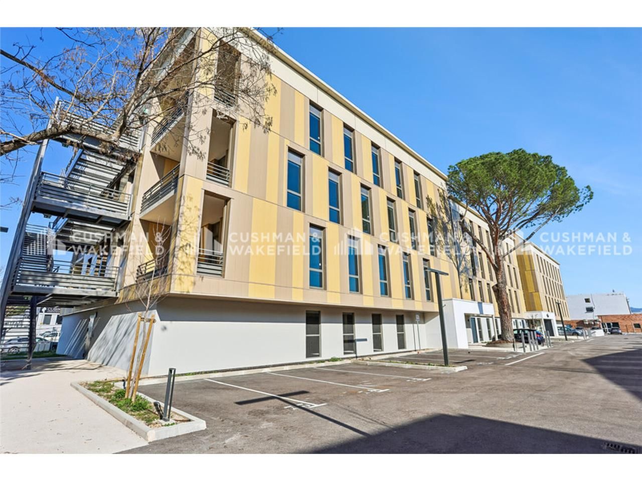 Bureaux à louer à Aix-en-Provence (13)   Découvre