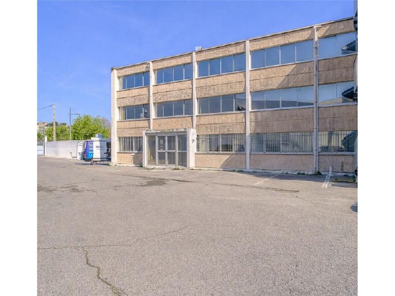 Bureaux à vendre ou à louer à Marseille (13015) -