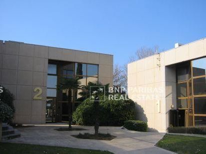 74 m² pour ce bureaux en location à Montpellier