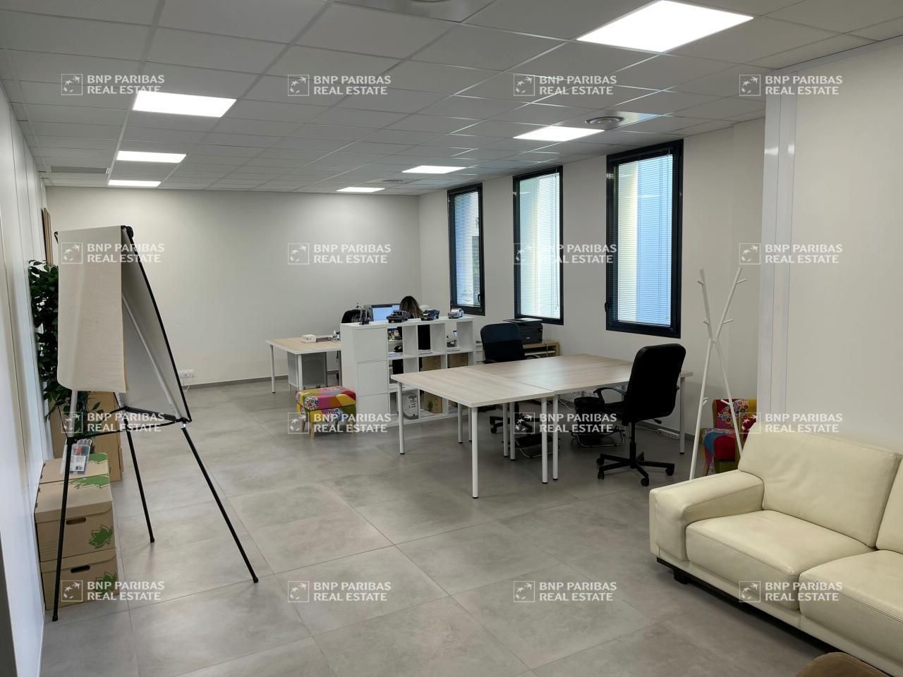 Location Bureaux 192 m² non divisibles 33320 Eysines