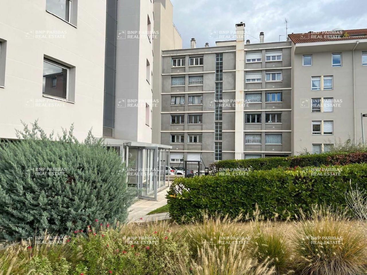 513 m² pour ce bureaux en location à Villeurbanne