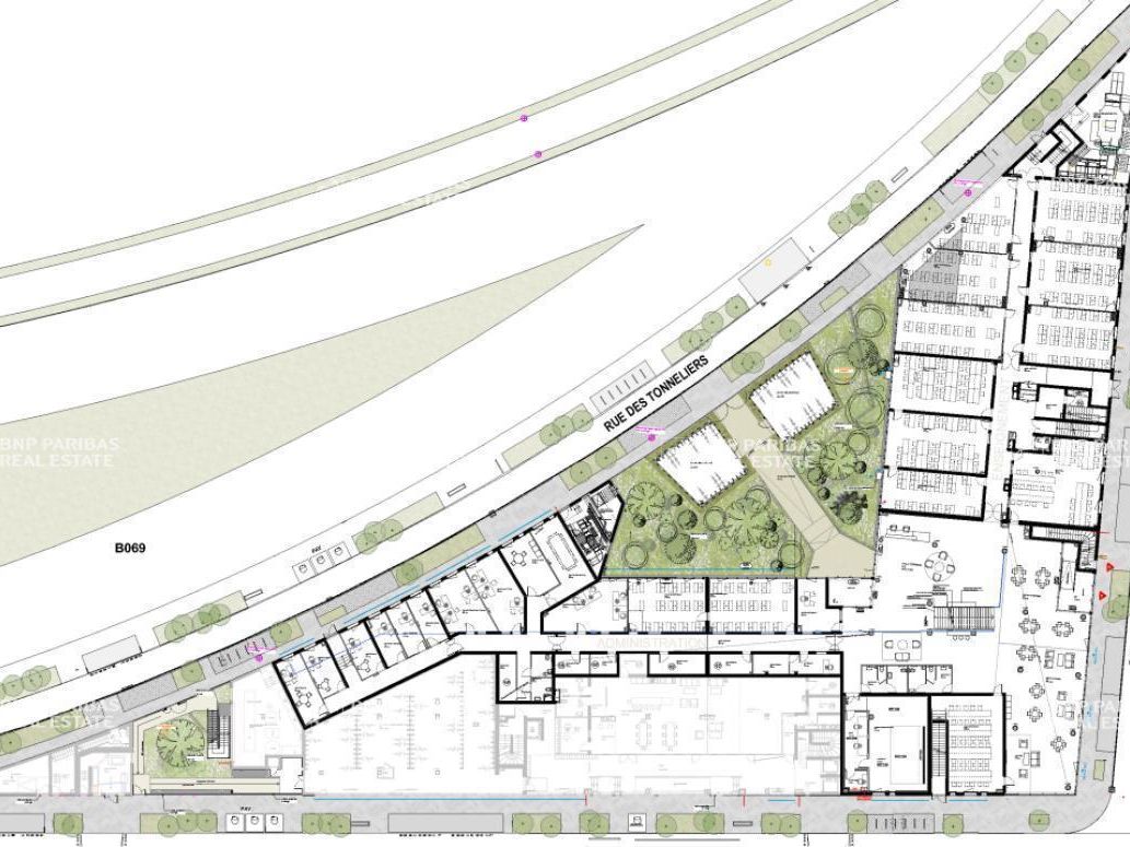 2917 m² pour ce bureaux en location à Bordeaux