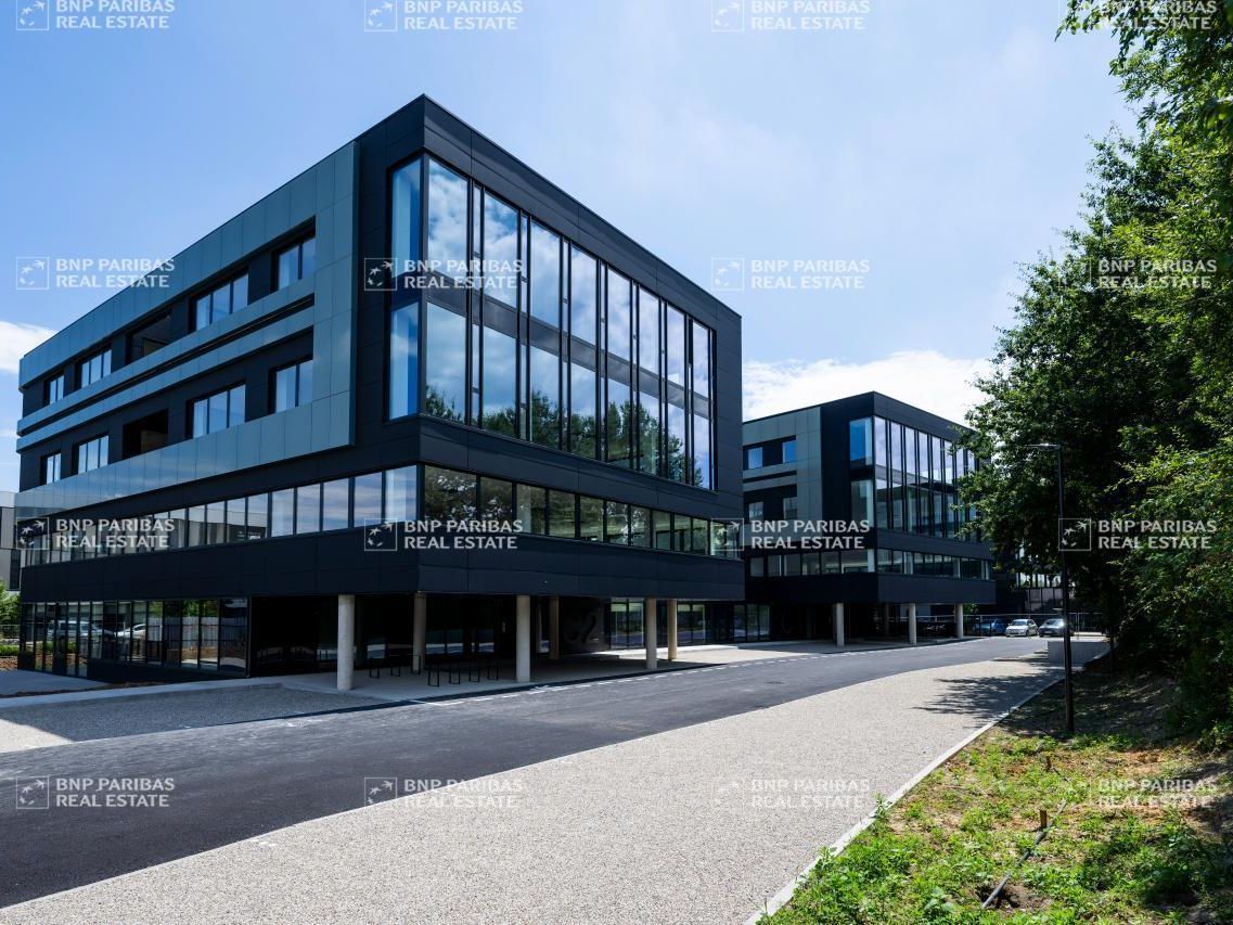 1183 m² pour ce bureaux en location à Limonest