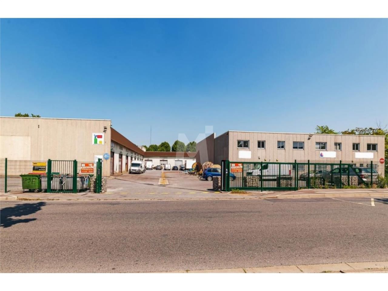 Au sein du Parc des Radars, aisément accessible d