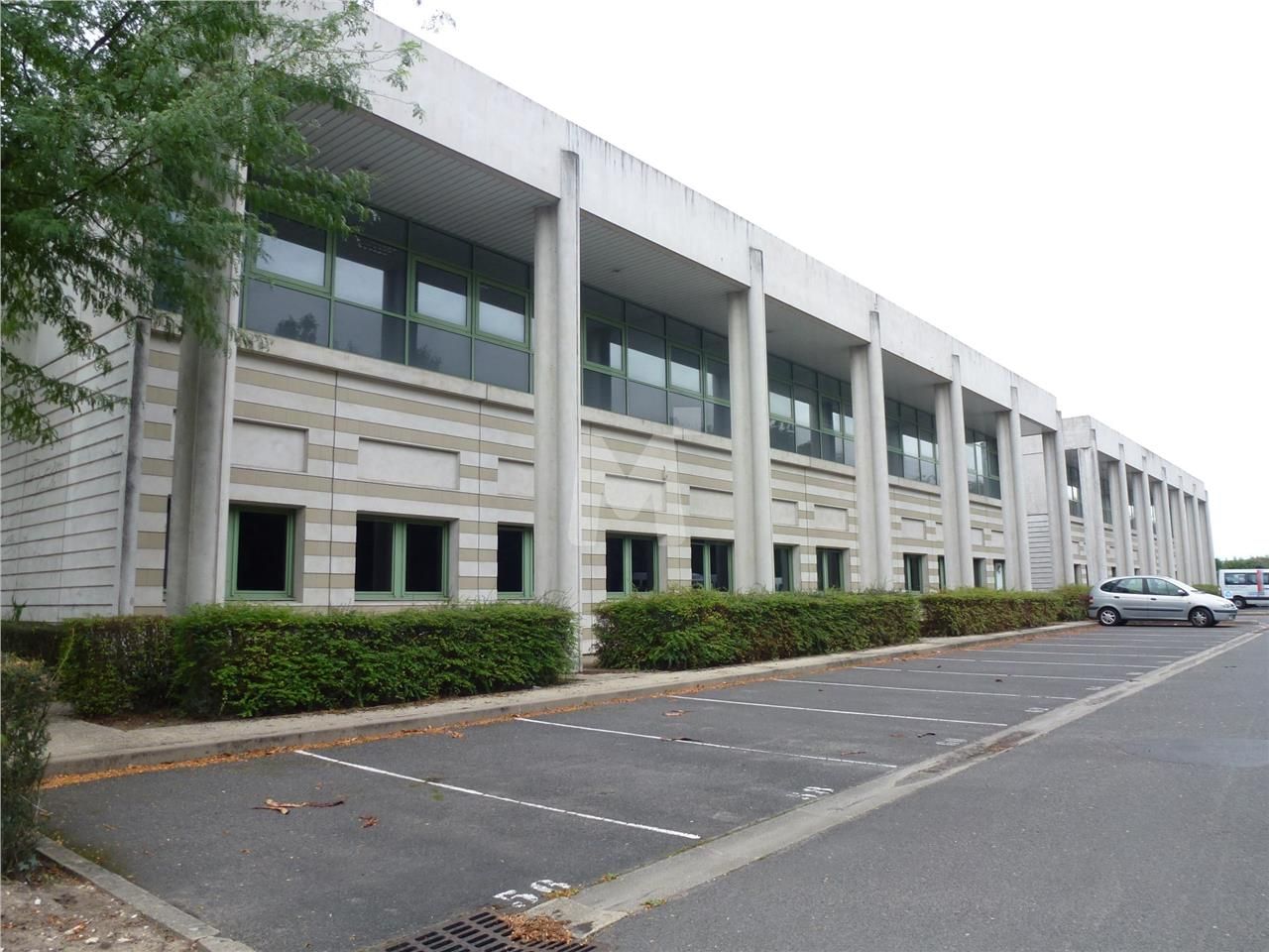 Au sein du Parc du Bois Chaland, dans un programm