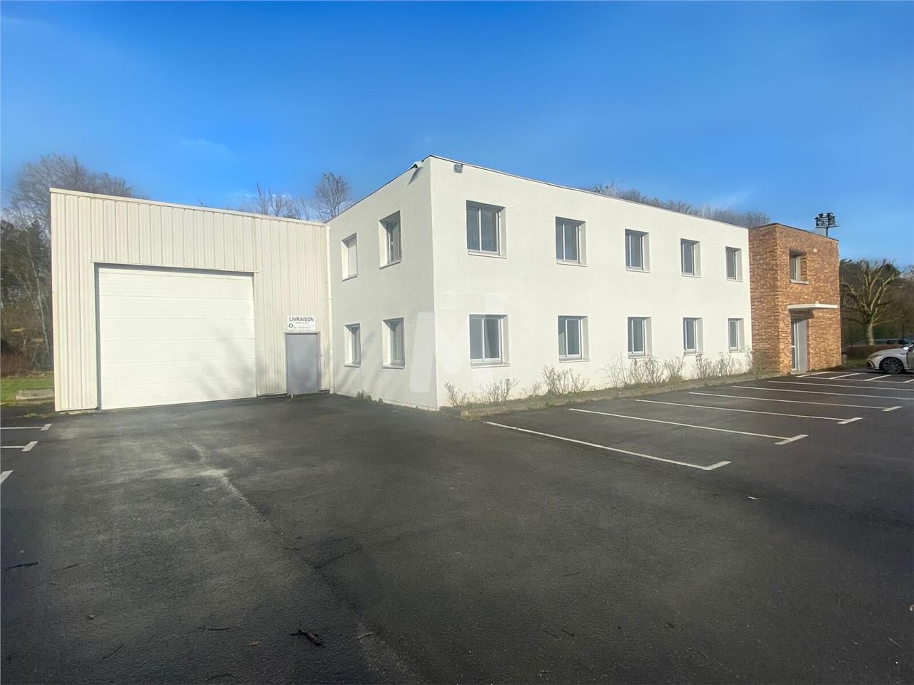 Rare sur le secteur! Nous vous proposons un bâtim