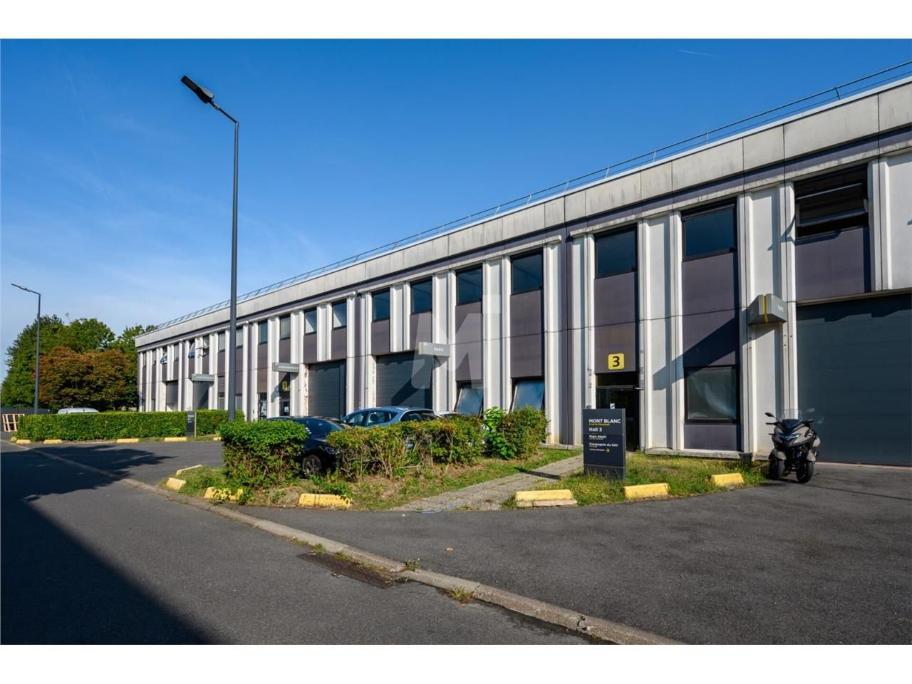 Proche de l'autoroute A6 et de la Francilienne (N