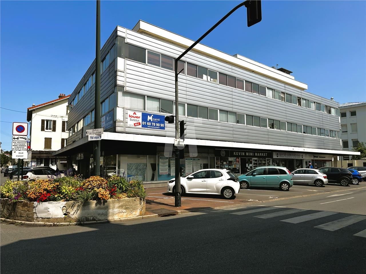 A proximité de toutes commodités, dans un immeubl