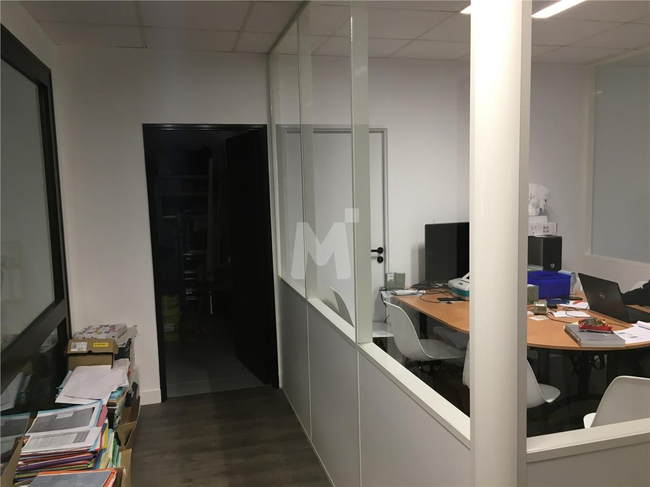 Au sein du Parc du Bois Sauvage, à proximité de l