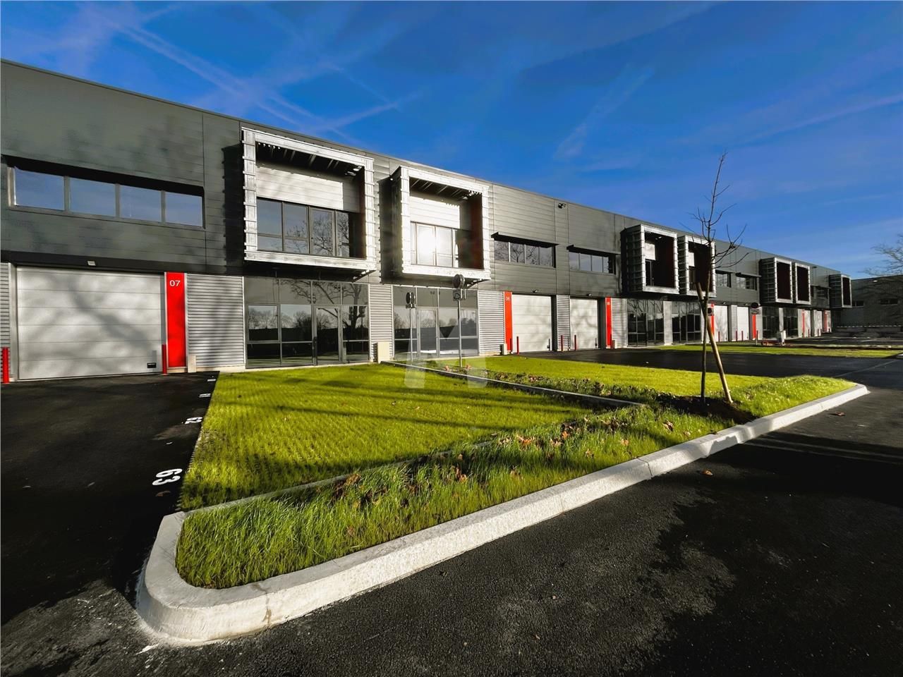 Au sein du Parc de la Marinière, dans un bâtiment