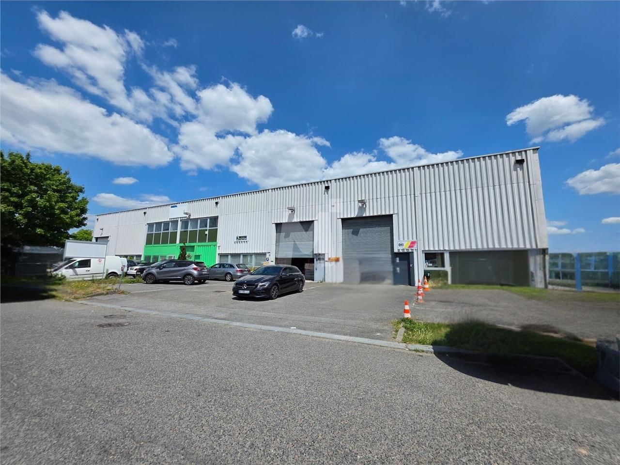 Près de l'autoroute A6 et de la francilienne (N10