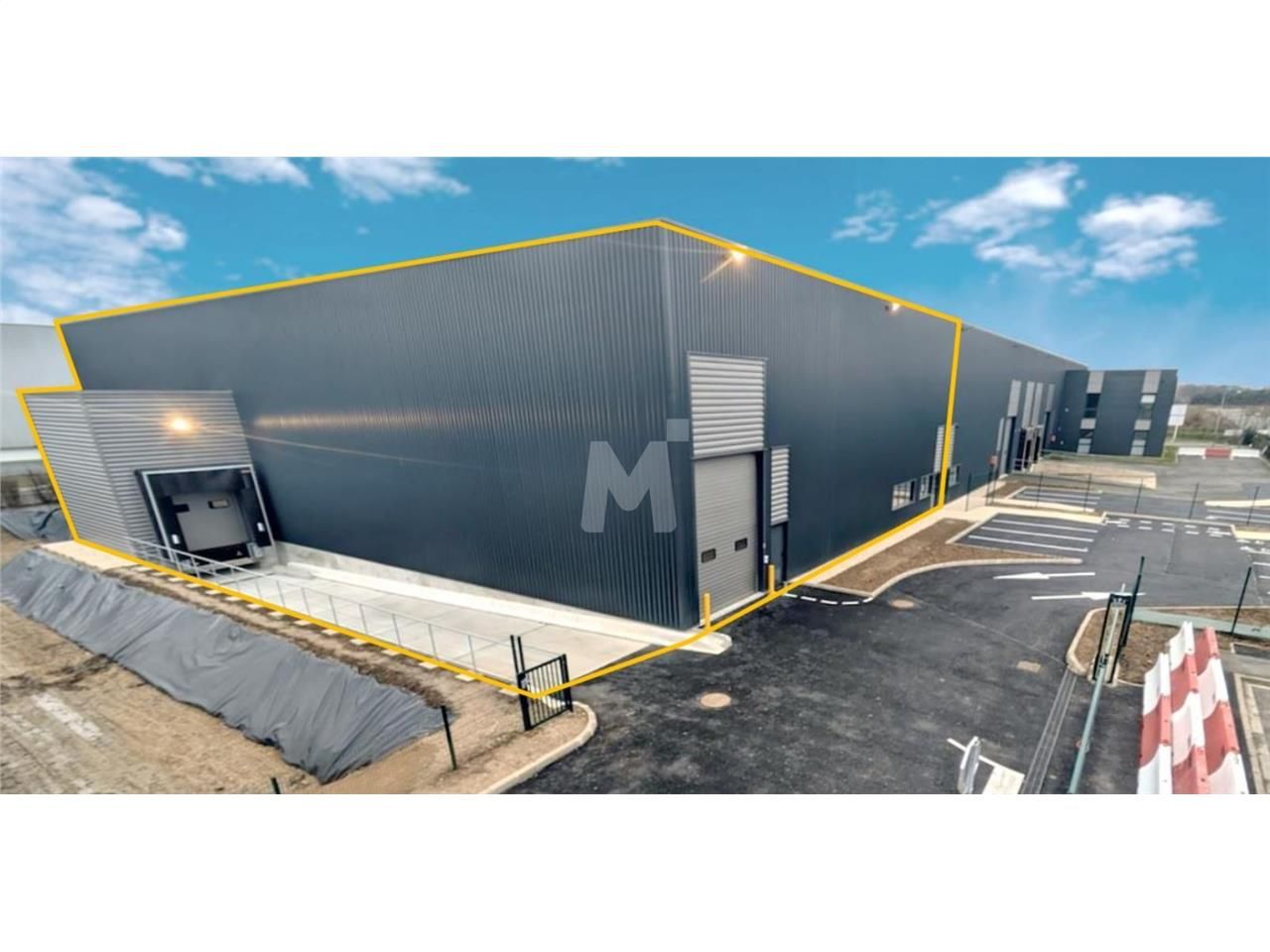 A proximité de l'autoroute A5, au sein du Parc du