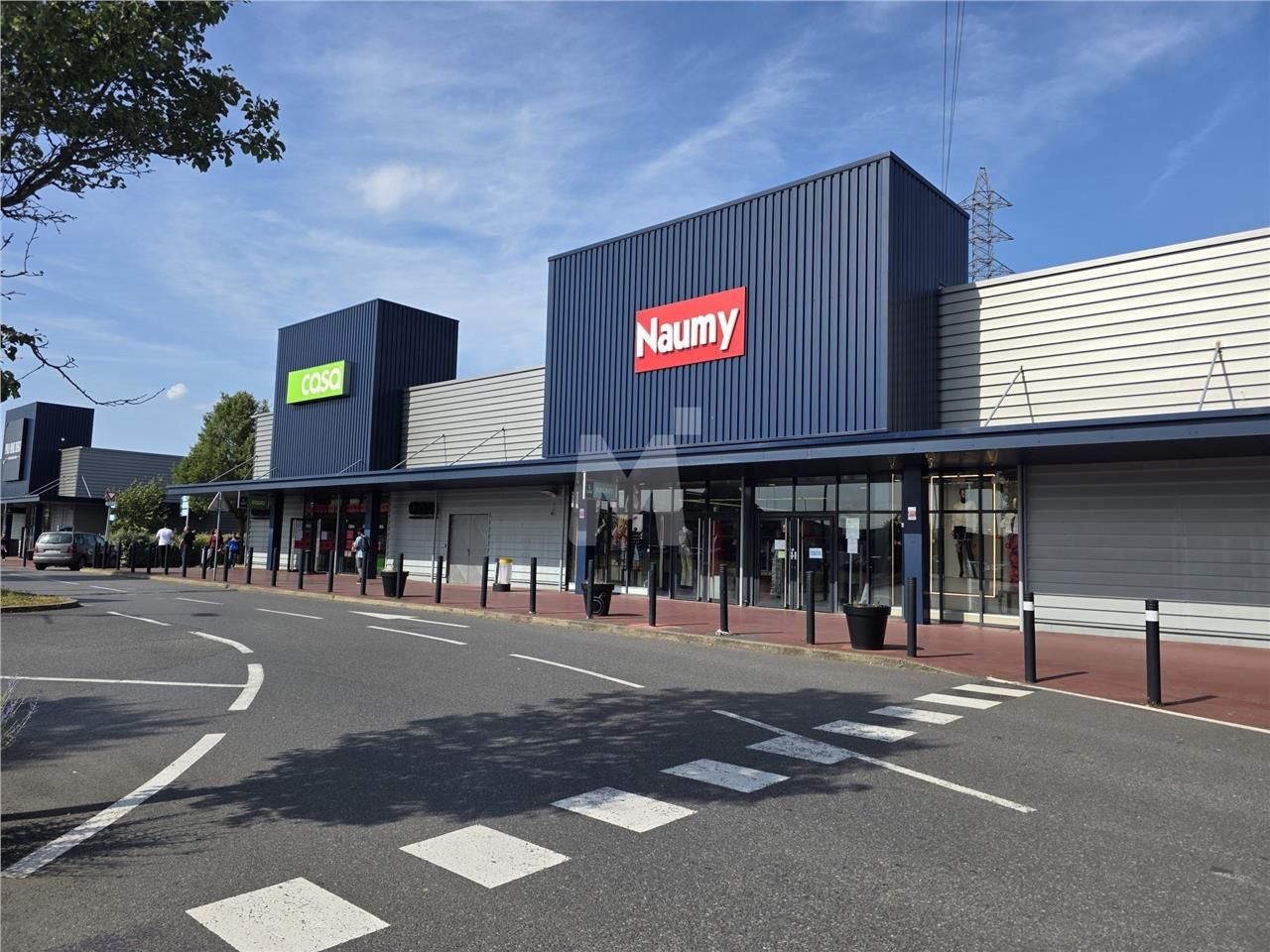 En face de Marques Avenue A6, nous vous proposons