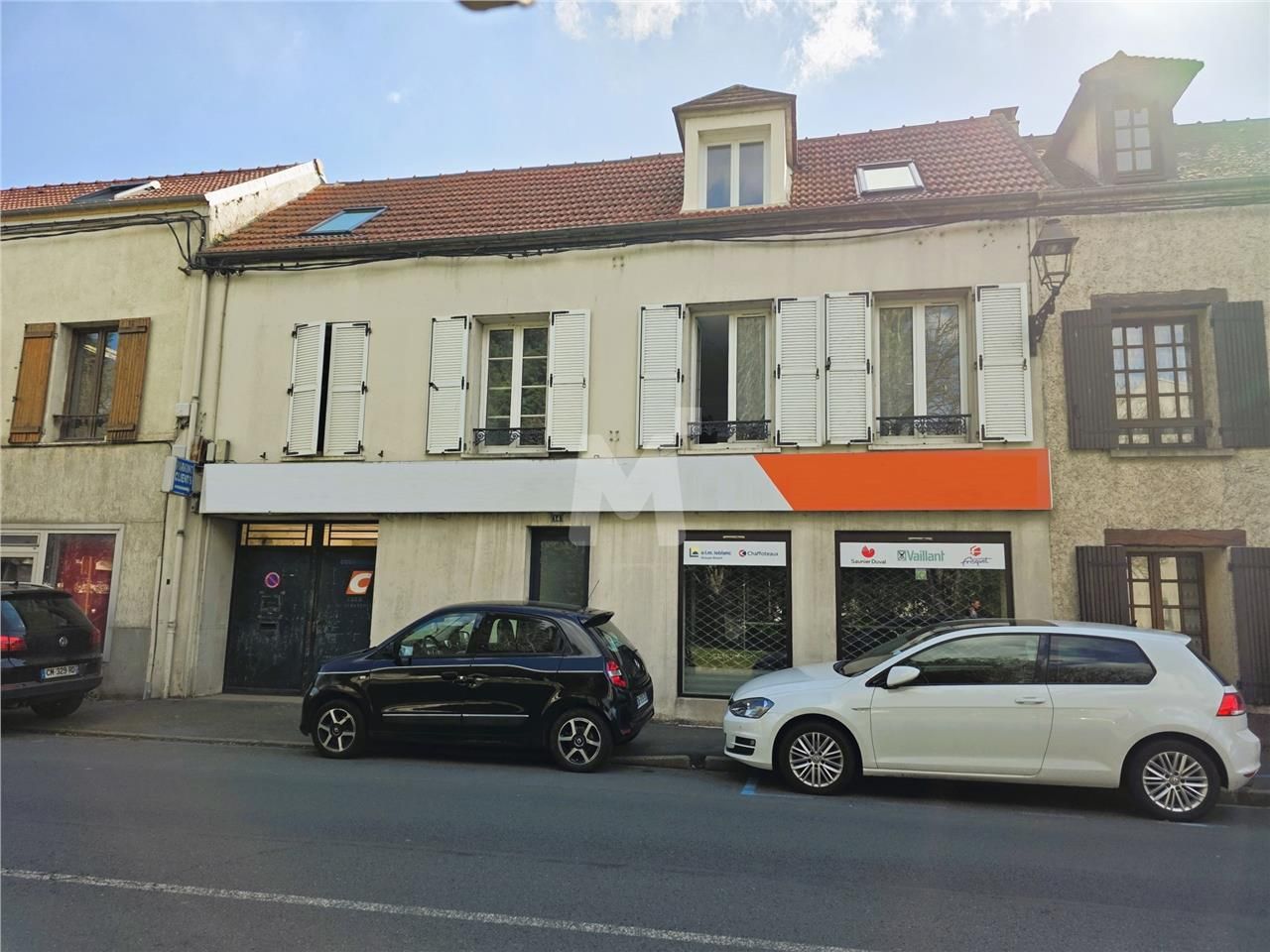 Nous vous proposons la location d'un local de 139