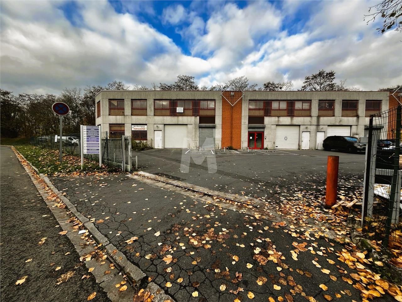 Proche de la Francilienne (N104) et de l'autorout