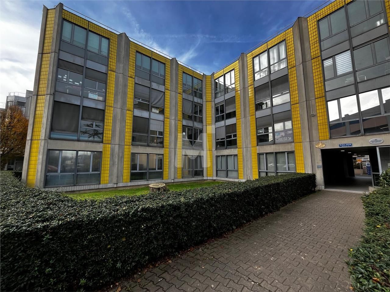 A 400 m de la gare RER de Juvisy sur Orge (lignes