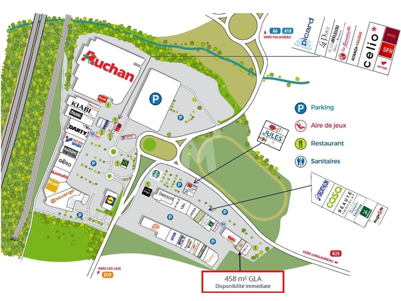 Idéalement situé au coeur du centre commercial Vi