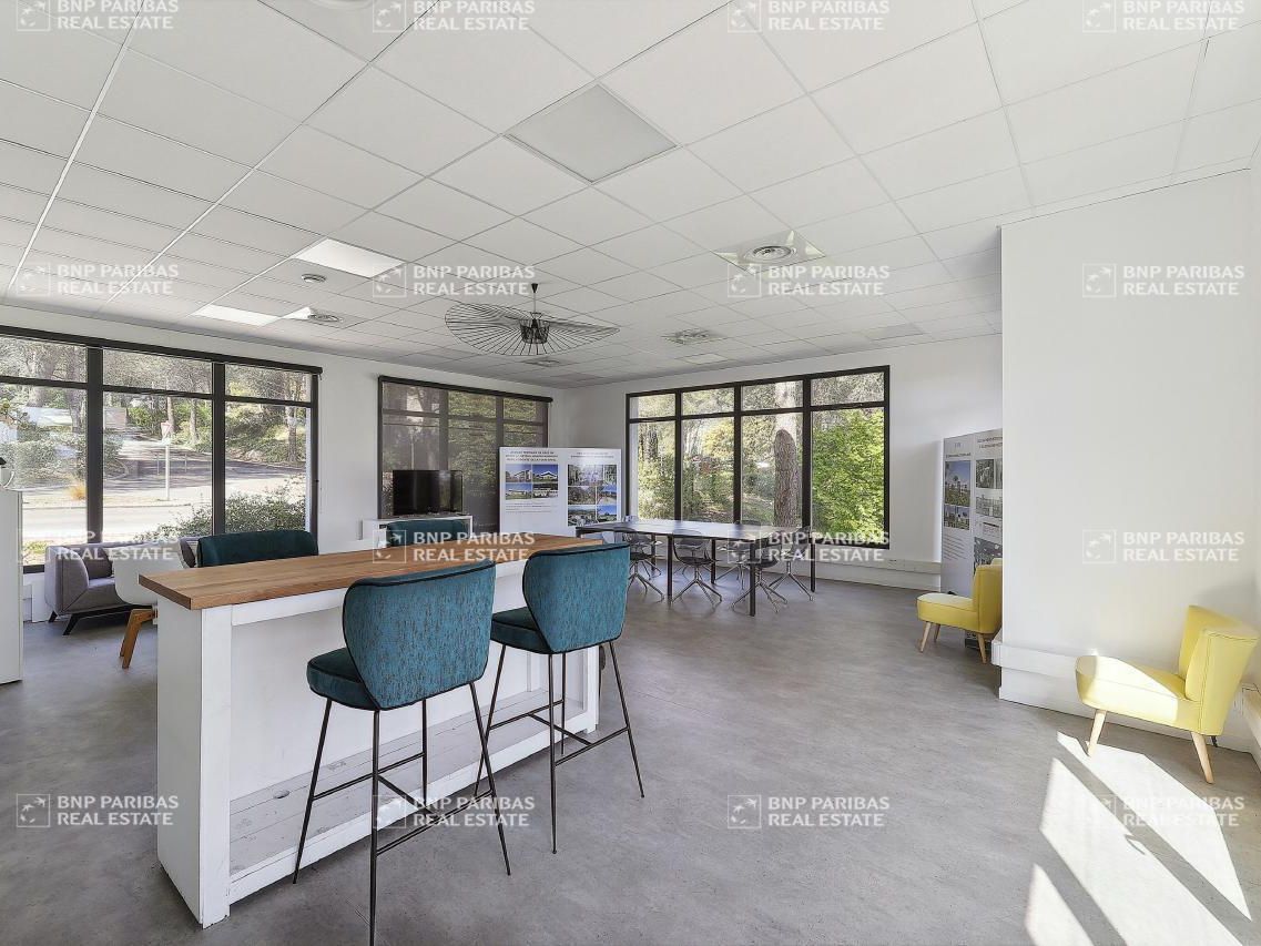 2779 m² pour ce bureaux en location à Aix-en-provence